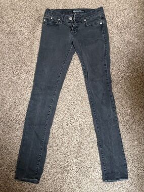 Black Low Rise Skinny Jeans